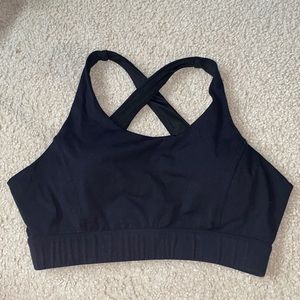 NVGTN black reveal bra size large